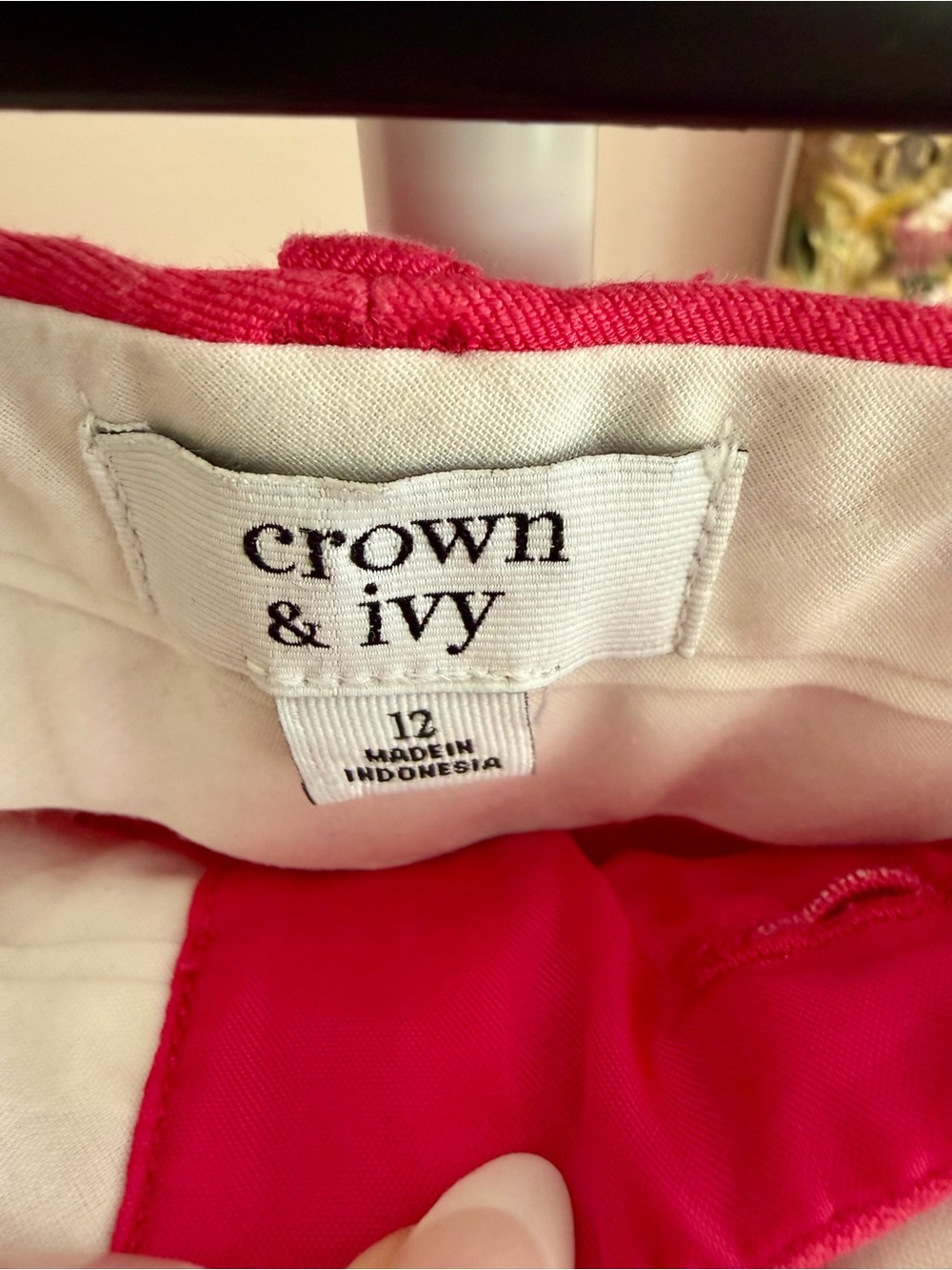 Crown & Ivy Hot Pink Slim Fit Ankle Pants Size 12 Tapered Stretch Career Casual - Picture 3 of 3